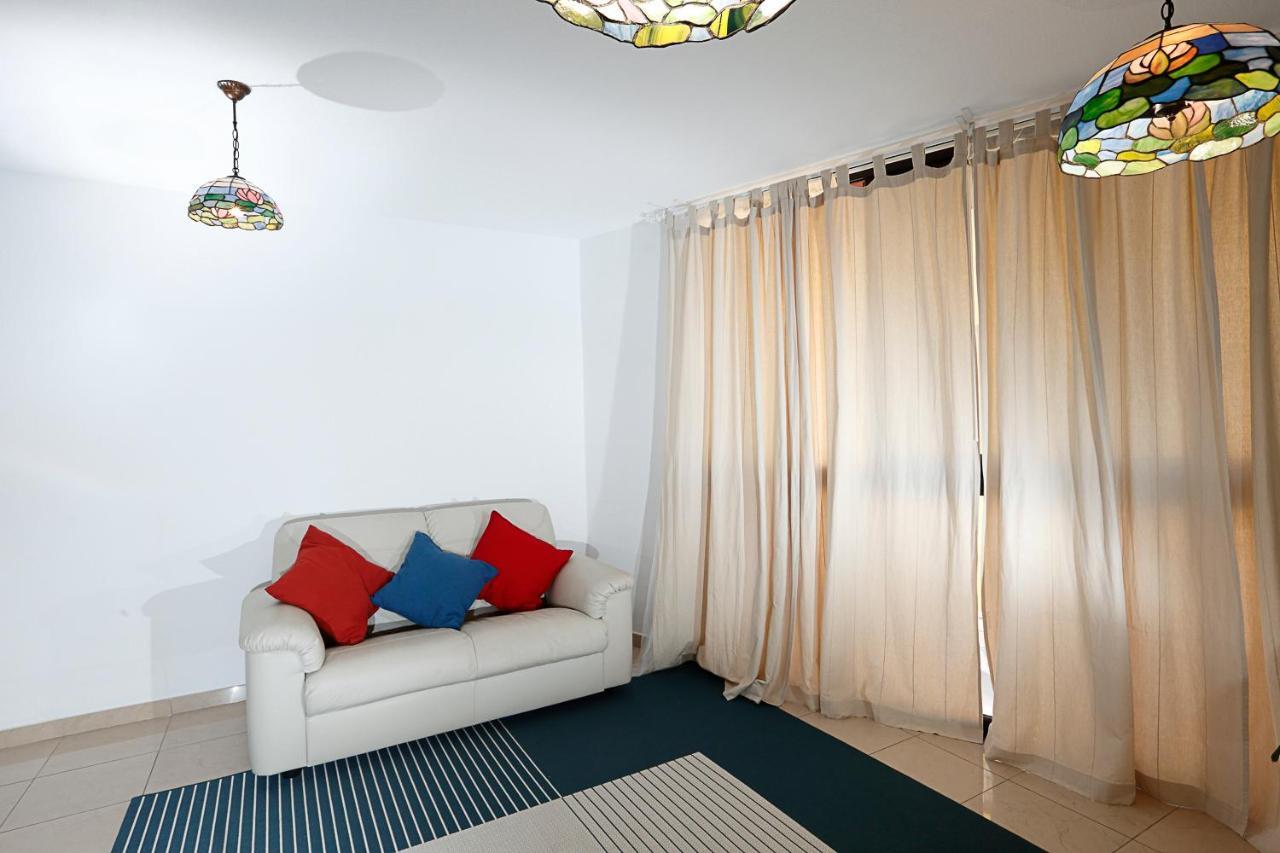 Apartamento Frente Al Puerto De Candelaria A 20 Metros De La Playa. Exteriér fotografie