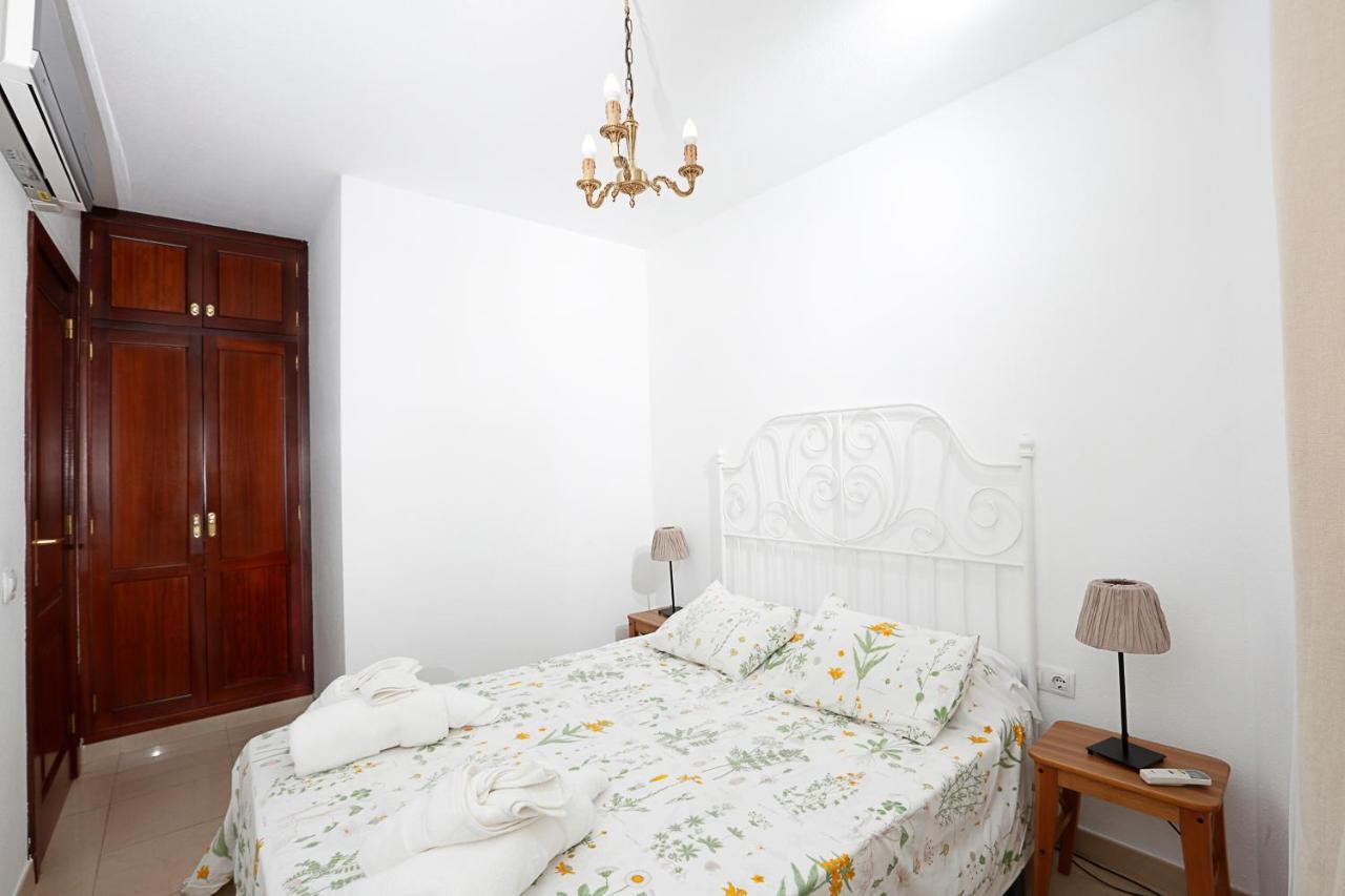Apartamento Frente Al Puerto De Candelaria A 20 Metros De La Playa. Exteriér fotografie